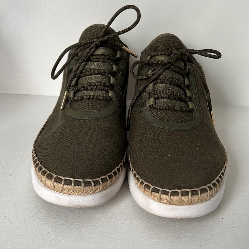 Michael Kors Olive sneakers